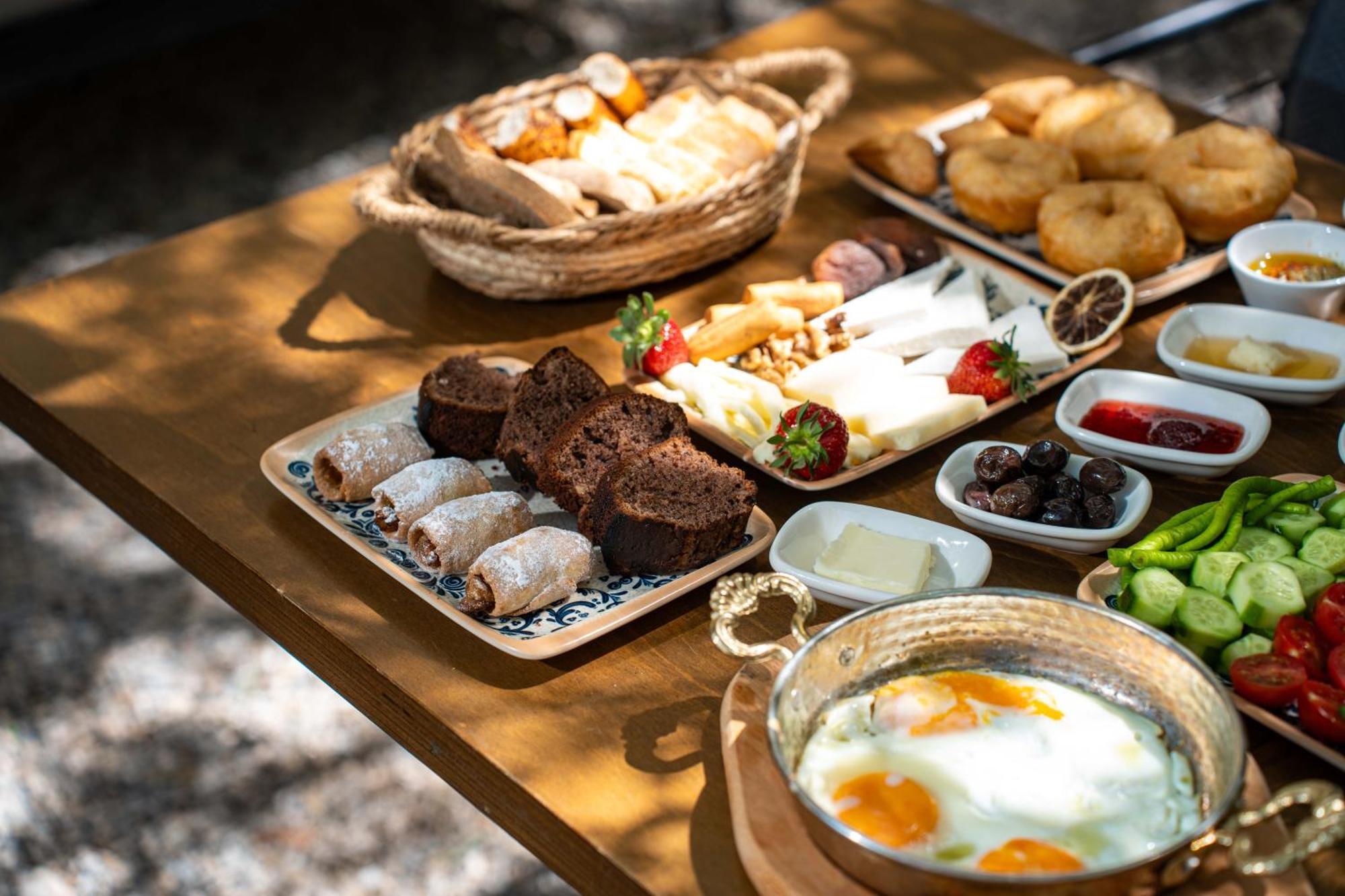 마카롱 코나기, 아이발릭 호텔 Ayvalı 외부 사진