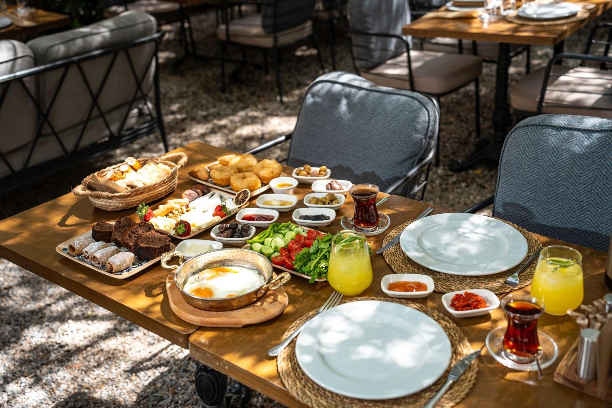 마카롱 코나기, 아이발릭 호텔 Ayvalı 외부 사진